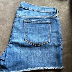 Women’s shorts